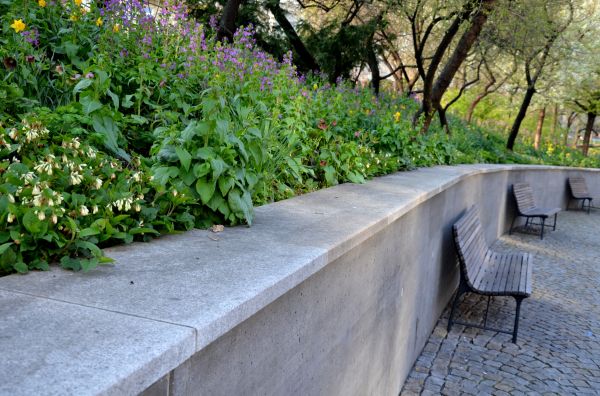 Cost of Retaining Wall Pouring in Folsom